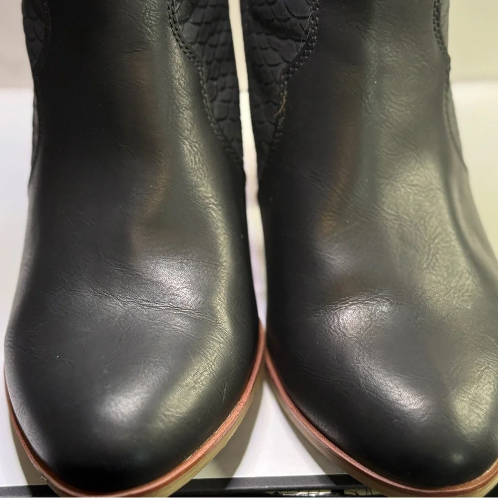 Cowboy boot Super cute and comfortable - Picture 2 of 4
